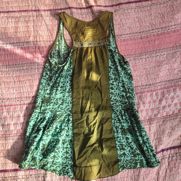 Earthy Color Top - Picture 2 of 3